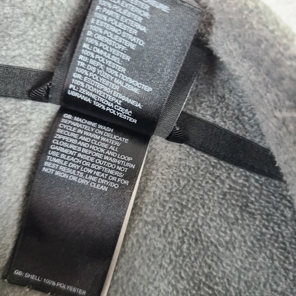 The North Face Sweater Mens Large Gray Fleece Quarter Zip Sweatshirt
